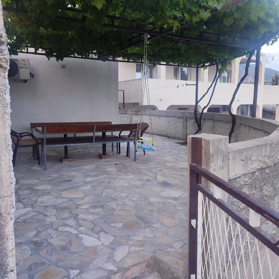 Apartments Sosic Сутоморе Экстерьер фото