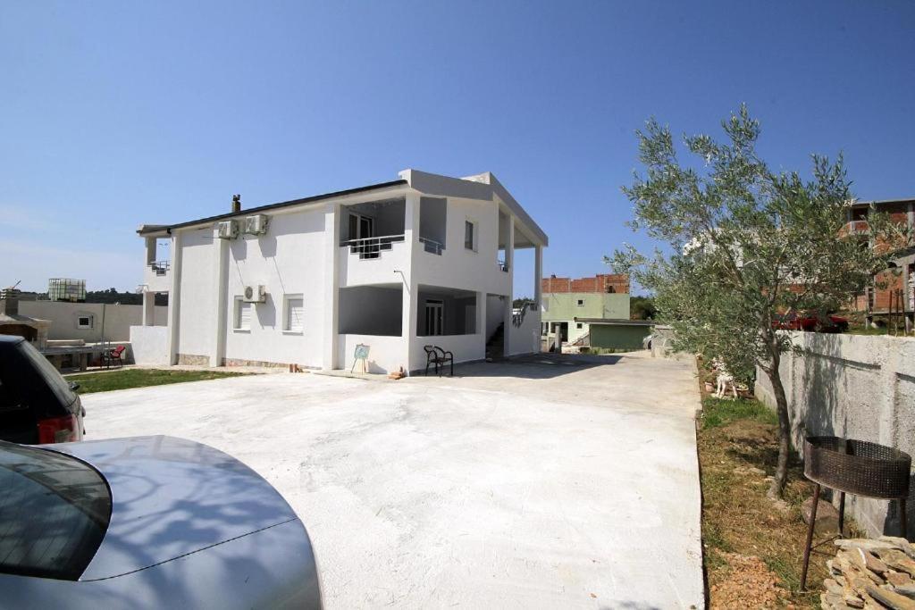 Apartments Sosic Сутоморе Экстерьер фото